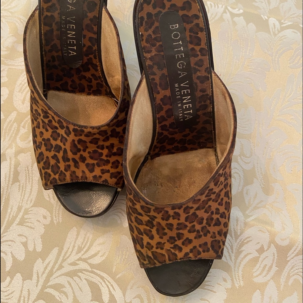 Bottega Veneta Tiger Made in Italy # 36 used